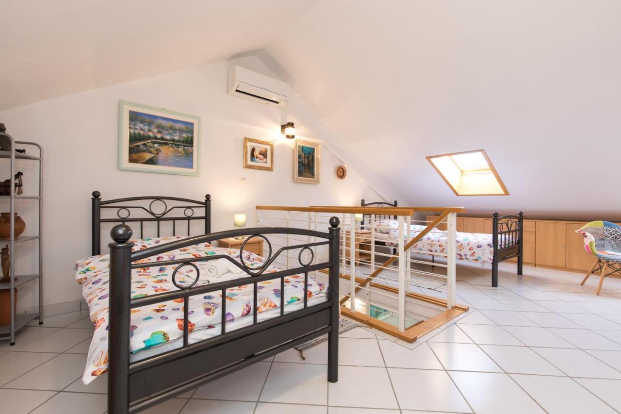 Apartment Glorija With Balcony Baška Kültér fotó