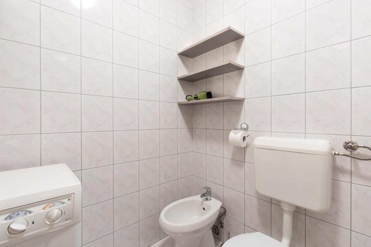Apartment Glorija With Balcony Baška Kültér fotó